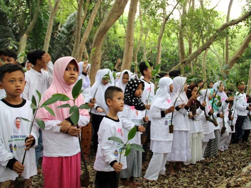 12. Buka Puasa Bersama Dra. Shinta Nuriyah Abdurrahman Wahid, M. Hum.