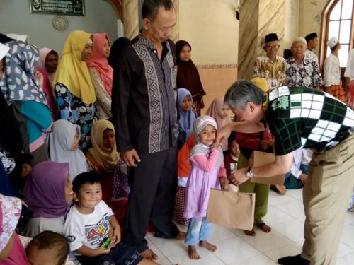 4. Panti Asuhan Anak & Lansia Al - Hikmah