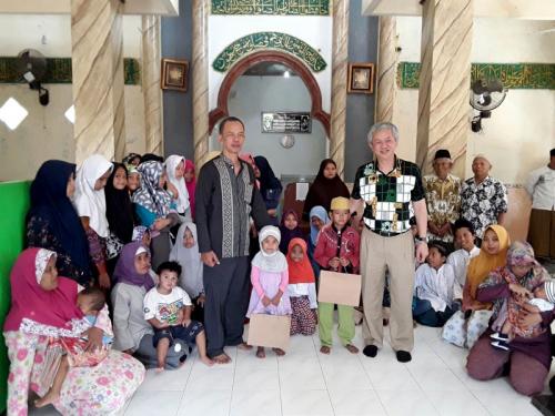 6. Panti Asuhan Anak & Lansia Al - Hikmah